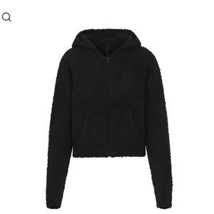 Skims Cozy Cropped Zip Up Hoodie